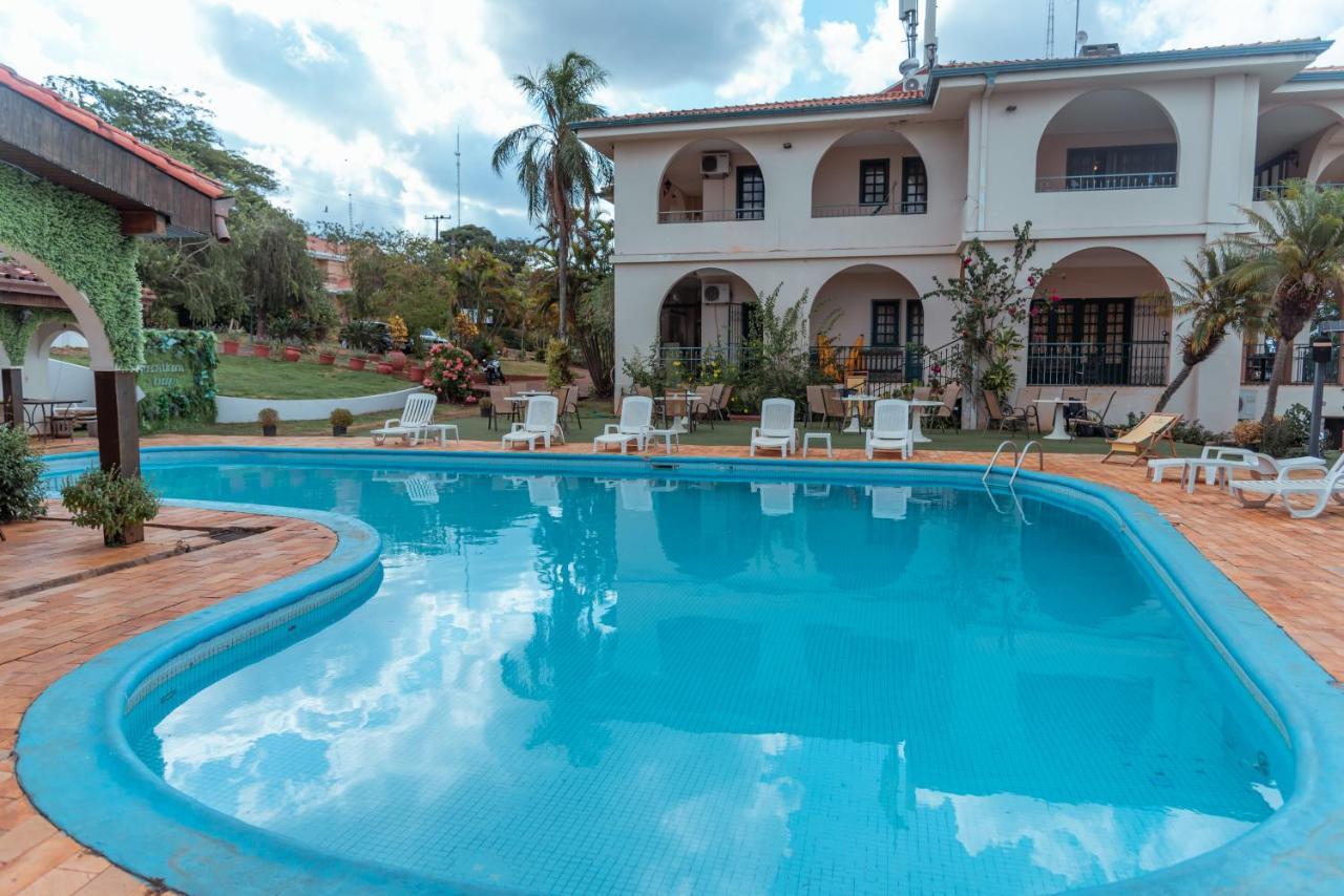 Casa Blanca Hotel Ciudad del Este Bagian luar foto