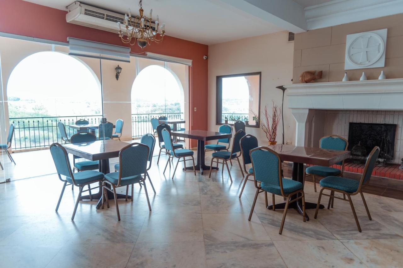 Casa Blanca Hotel Ciudad del Este Bagian luar foto